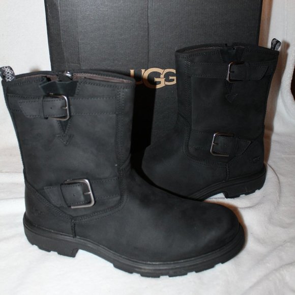 UGG MEN\ display picture 1